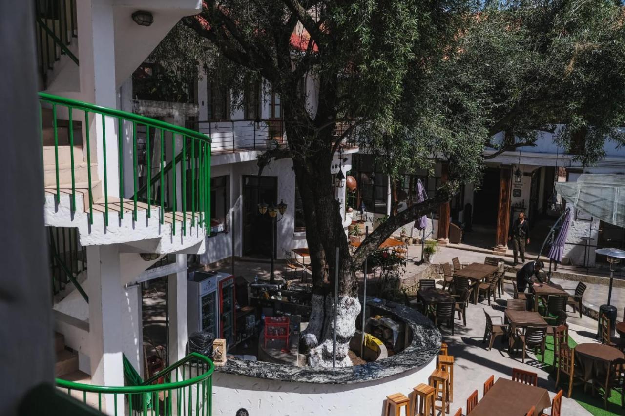 La Culta Hotel Sucre Bagian luar foto